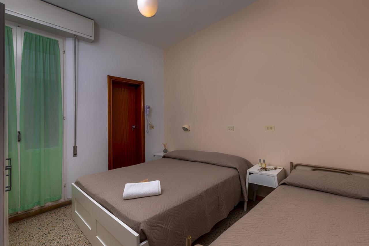 Albergo Gloria Bellaria-Igea Marina Exterior foto